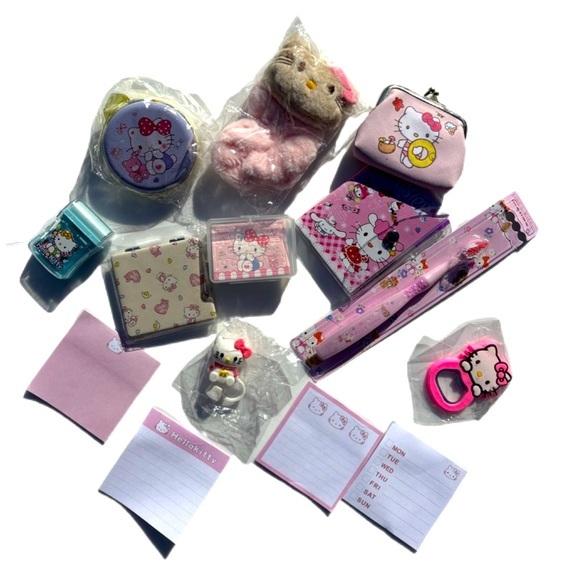 Hello Kitty Accessories - Hello Kitty Bundle Sanrio